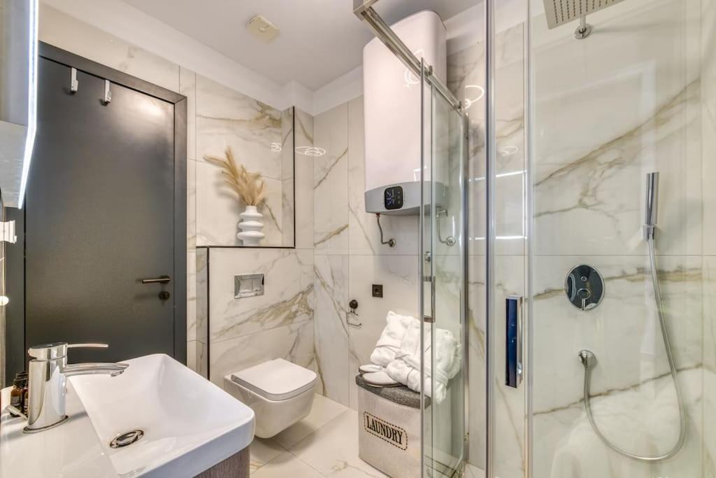Apartment One B With Heated Private Pool Dubrovnik Ngoại thất bức ảnh