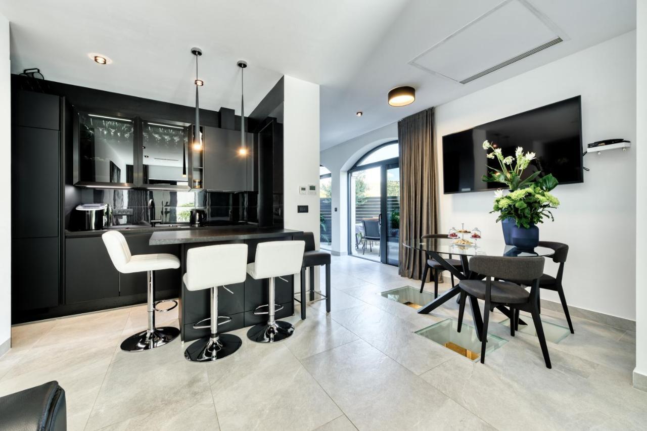 Apartment One B With Heated Private Pool Dubrovnik Ngoại thất bức ảnh